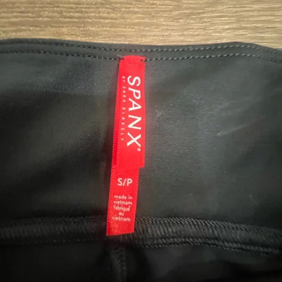 Spanx Faux Leather High-rise Camo Legging - Picture 2 of 5